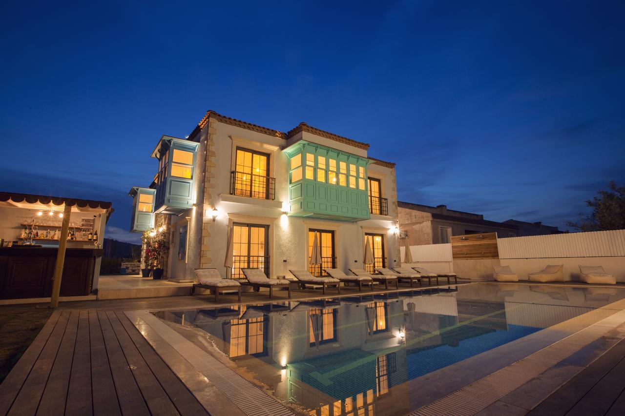 Bellezza Hotel Çeşme Esterno foto
