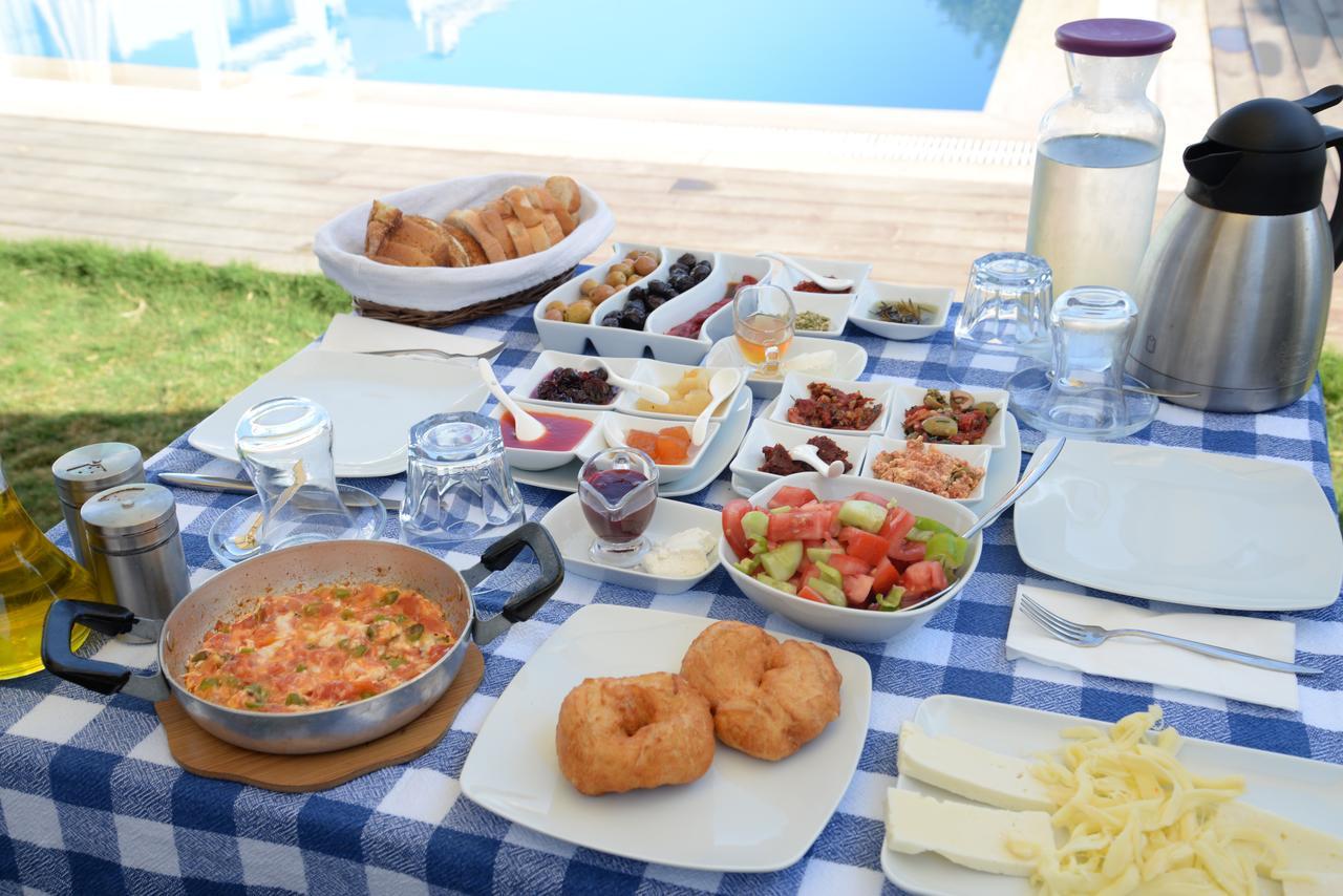 Bellezza Hotel Çeşme Esterno foto