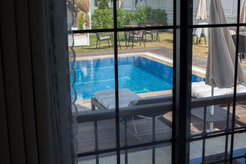 Bellezza Hotel Çeşme Esterno foto
