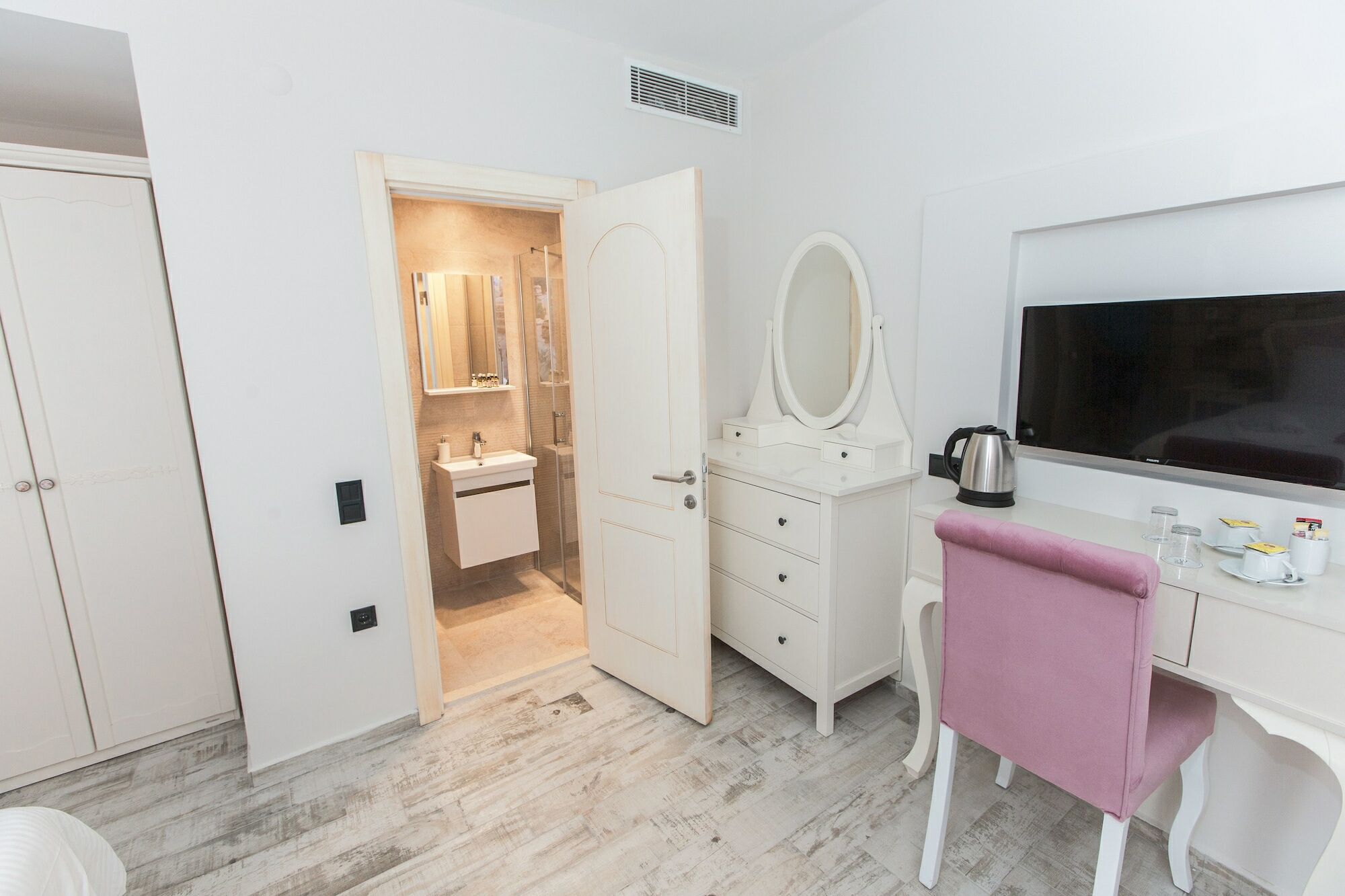 Bellezza Hotel Çeşme Esterno foto